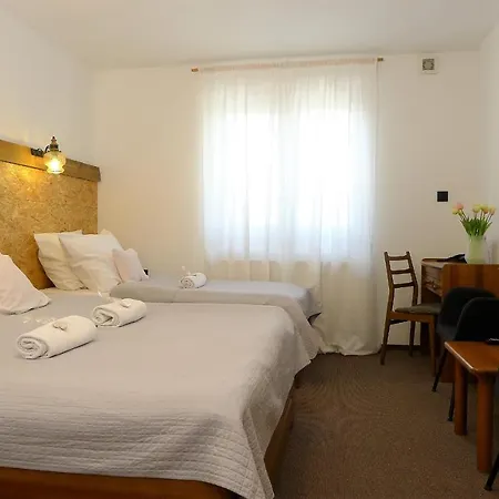 Protea 3* Boleslawiec (Lower Silesia)